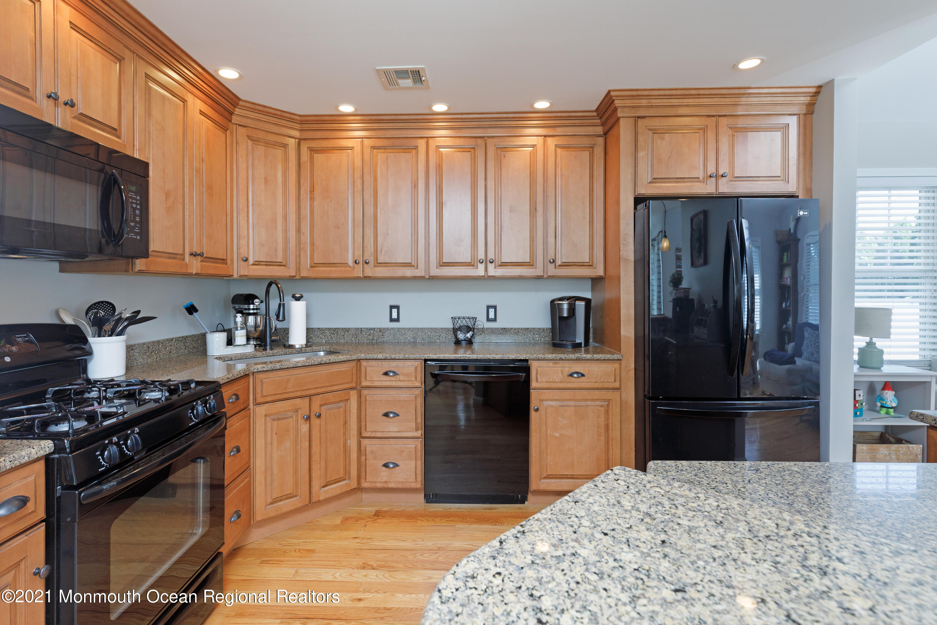 1167 Ridgefield Drive Point Pleasant, NJ 08742 - Photo 13 of 65 Kitchen