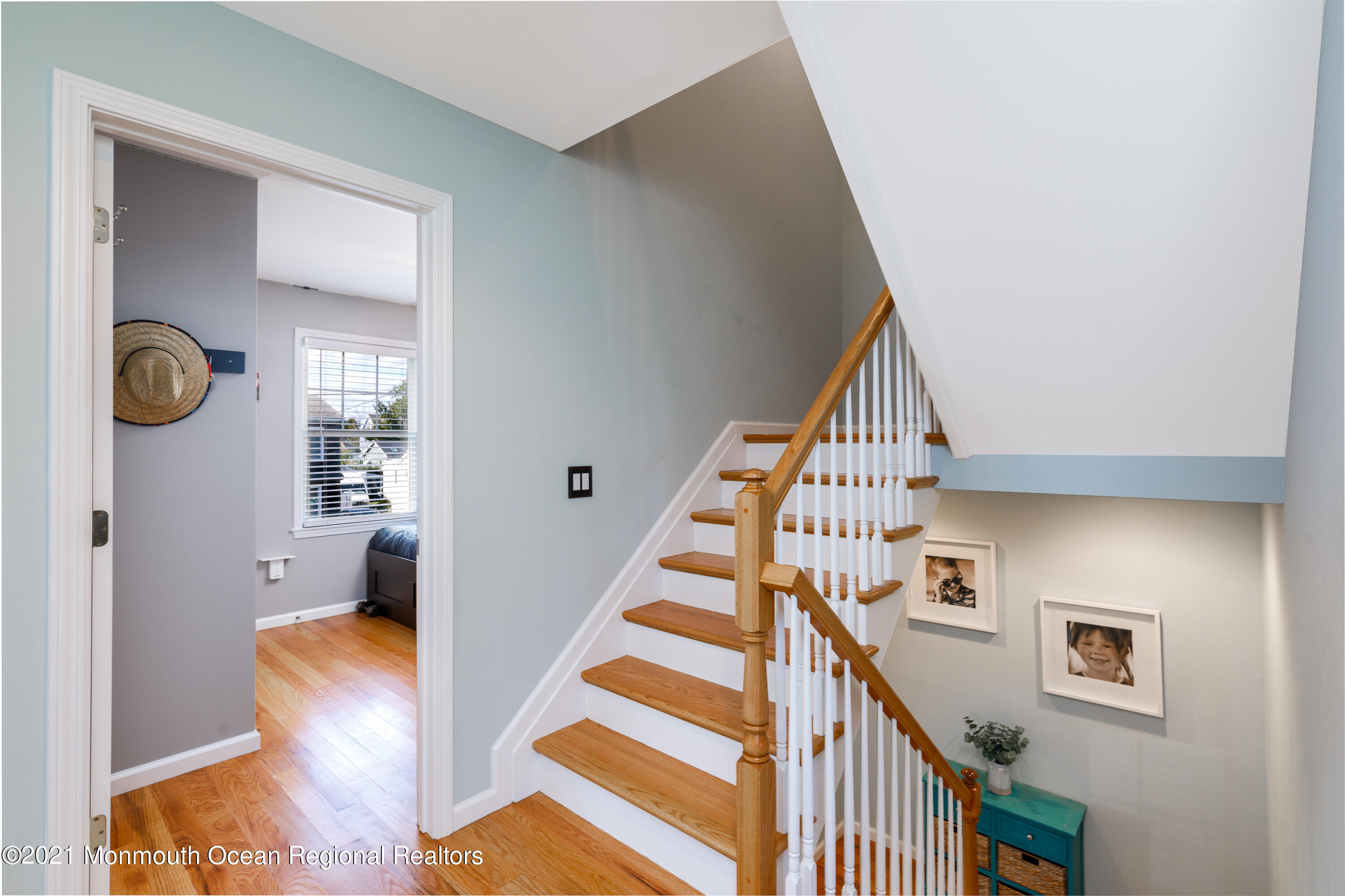 1167 Ridgefield Drive Point Pleasant, NJ 08742 - Photo 27 of 65 Hallway Level Two