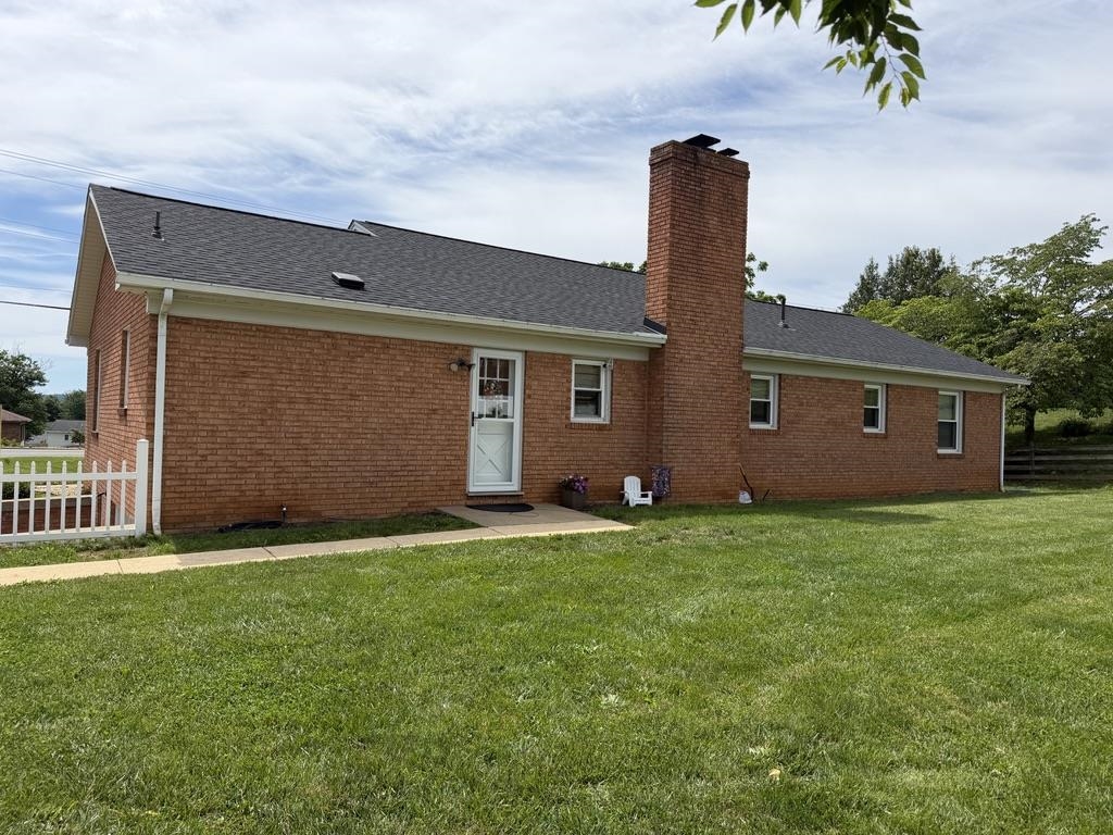 114 Old White Bridge Road Waynesboro, VA 22980 - Photo 7 of 41