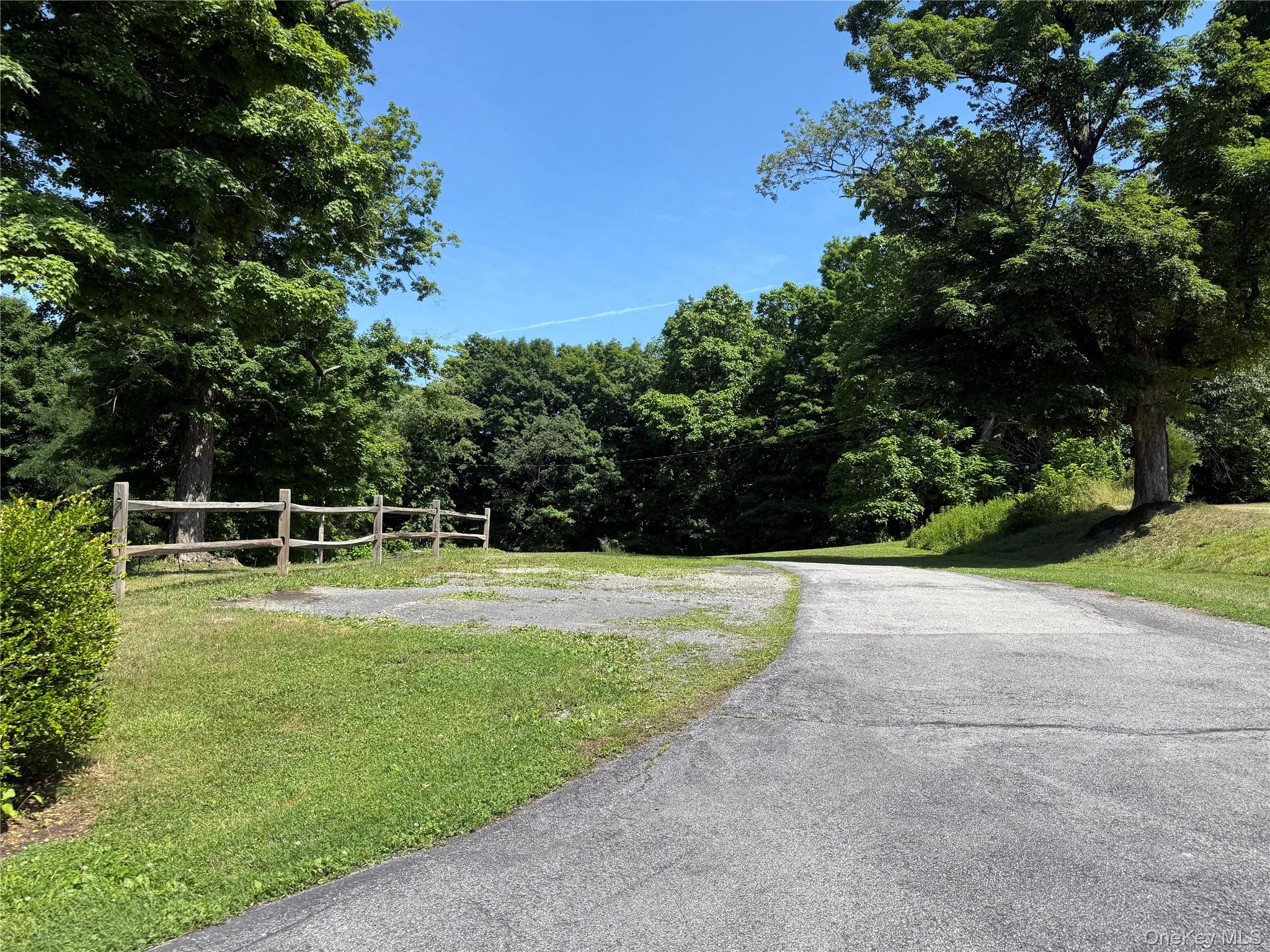 52 John White Road, Unit 50 Highland, NY 12528 - Photo 4 of 10