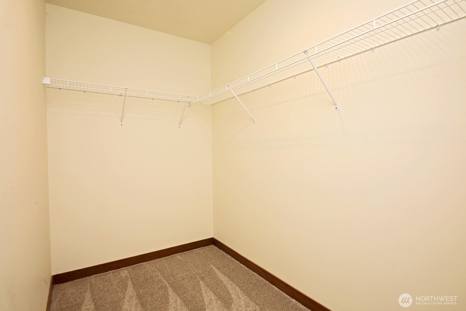 695 3rd Street, Unit B Langley, WA 98260 - Photo 20 of 28 a view of a small space