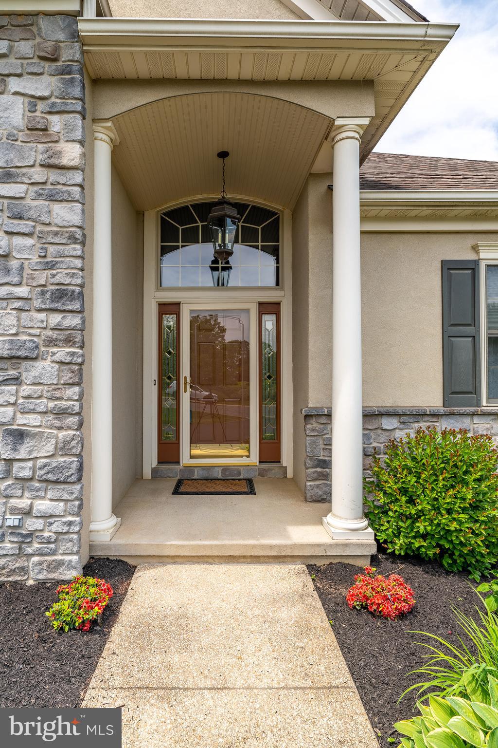 489 Stone Creek Road Lancaster, PA 17603 - Photo 3 of 51 Grand entranceway