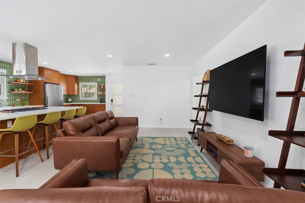 3439 Mono Drive Riverside, CA 92506 - Photo 11 of 45