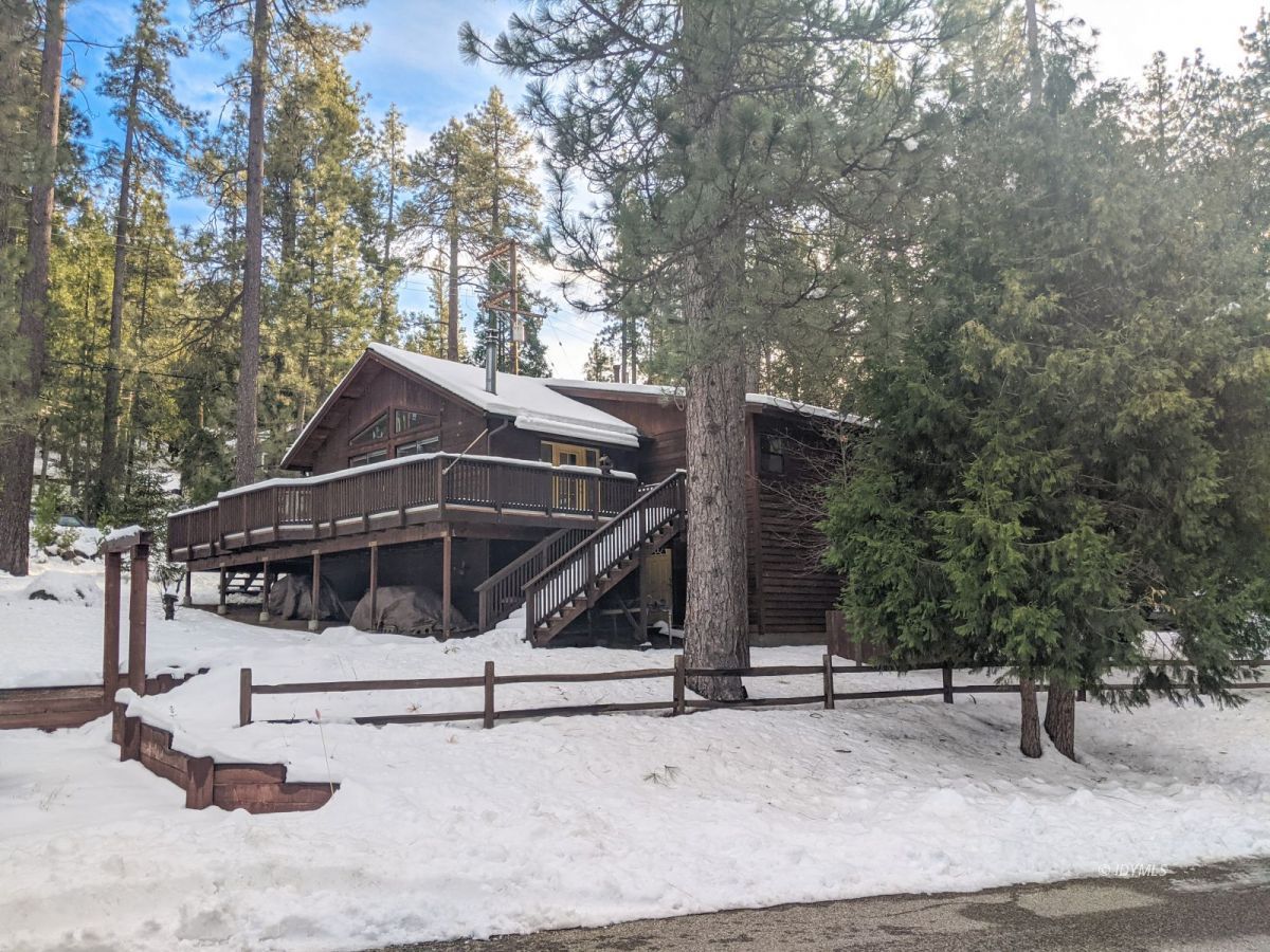 52790 Idyllmont Road Idyllwild, CA 92549 - Photo 2 of 65 a view of a roof deck