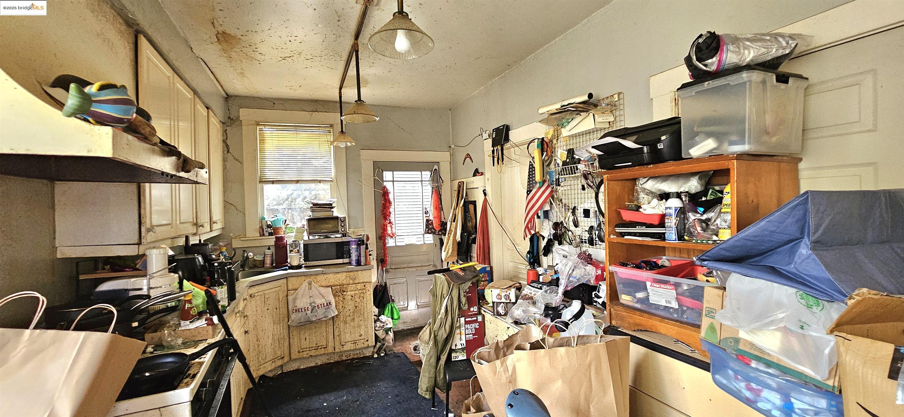 2308 Parker Street Berkeley, CA 94704 - Photo 12 of 17 a view of a room with gym equipment