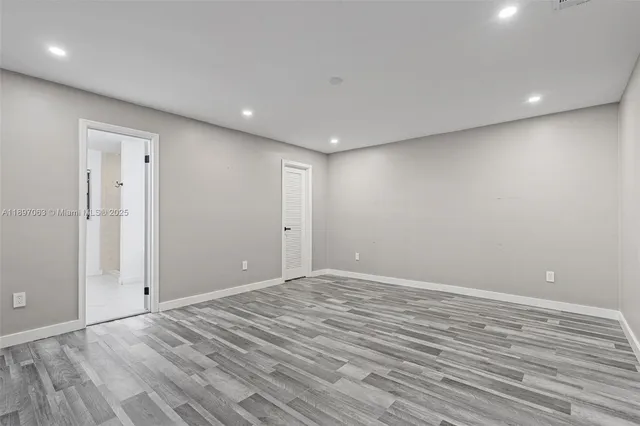 $924,900 | 4490 Southwest 105th Avenue, Davie, FL 33328