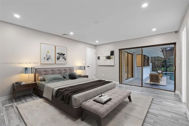 $924,900 | 4490 Southwest 105th Avenue, Davie, FL 33328