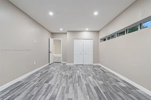 $924,900 | 4490 Southwest 105th Avenue, Davie, FL 33328