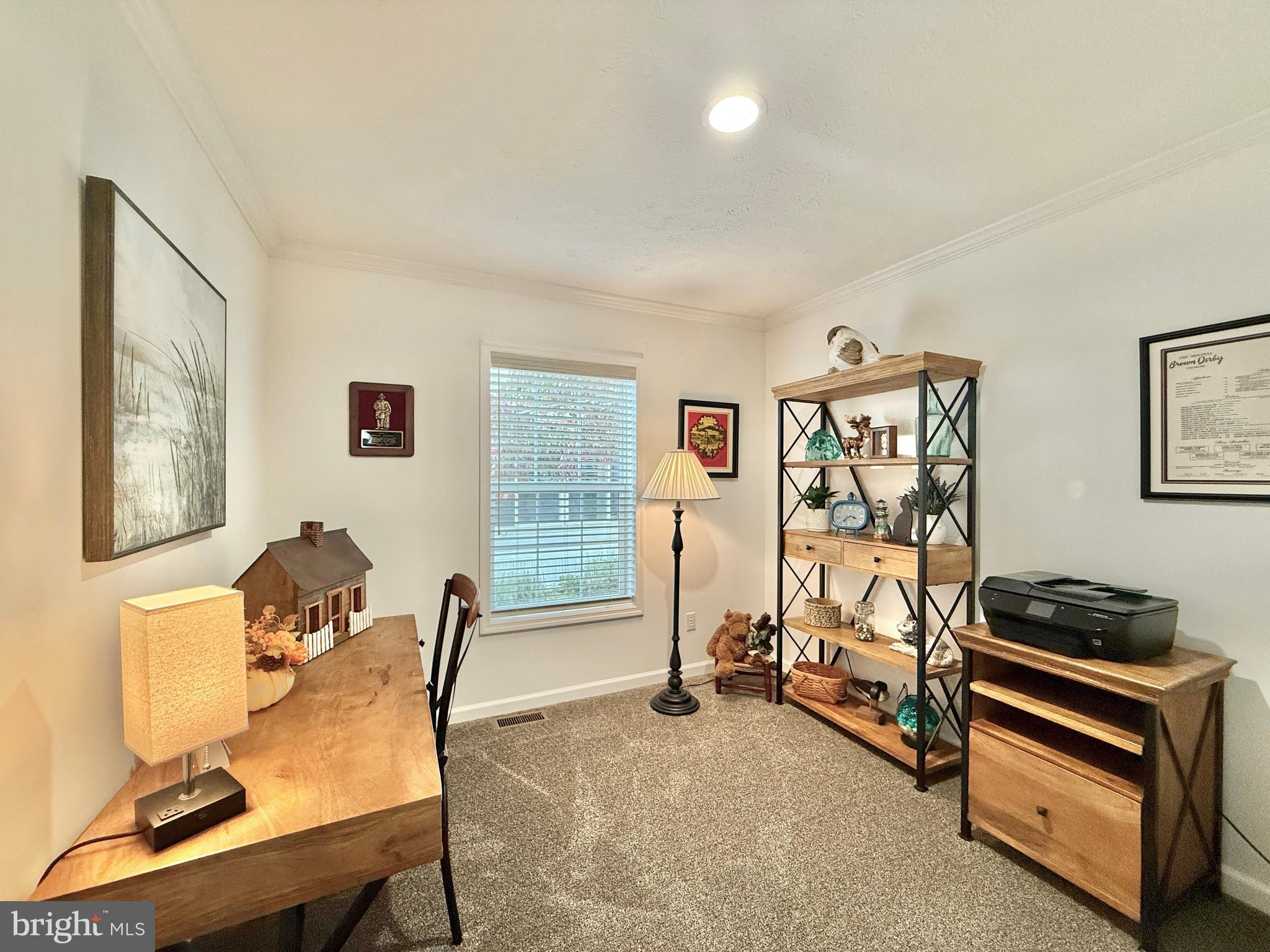 768 East Garden Road, Unit 7 Vineland, NJ 08360 - Photo 28 of 37 a view of a livingroom with workspace and a window