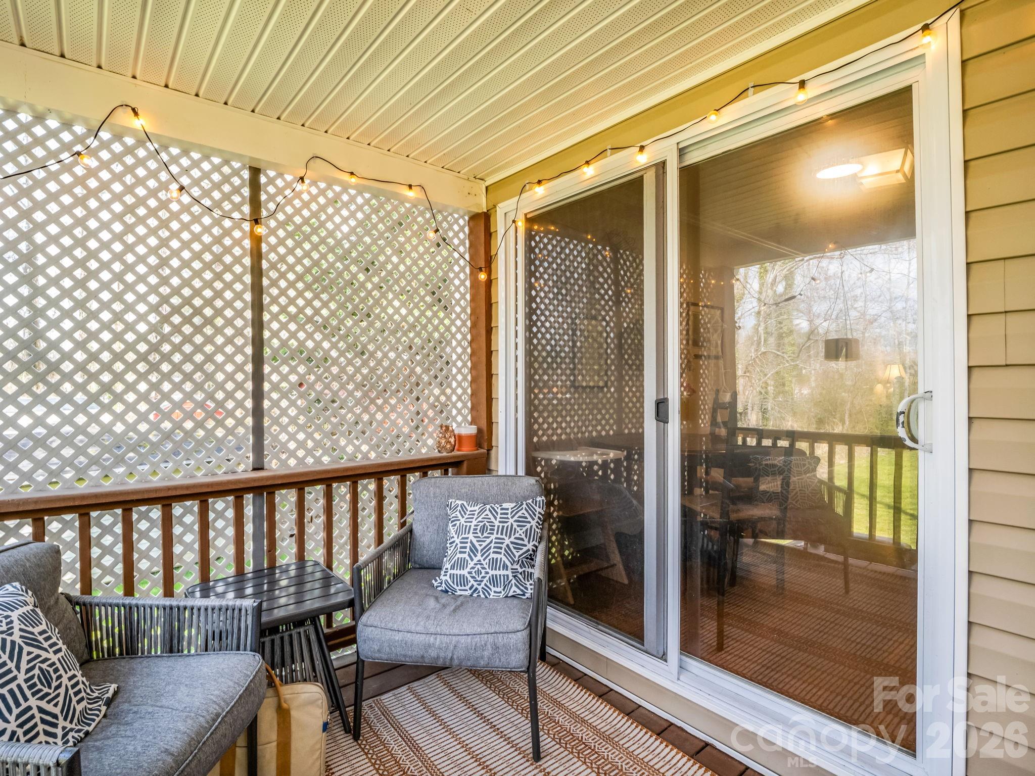 22 Macks Way Hendersonville, NC 28739 - Photo 19 of 42 a balcony with furniture