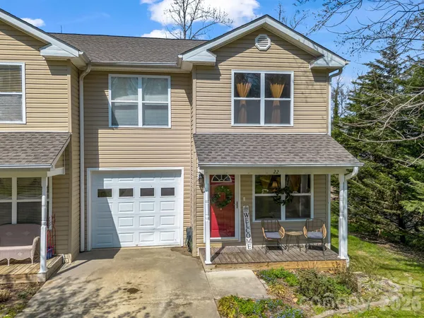 $315,000 | 22 Macks Way, Hendersonville, NC 28739