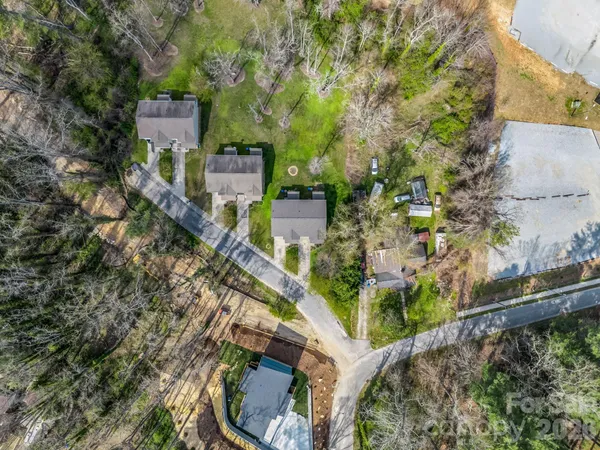 $315,000 | 22 Macks Way, Hendersonville, NC 28739
