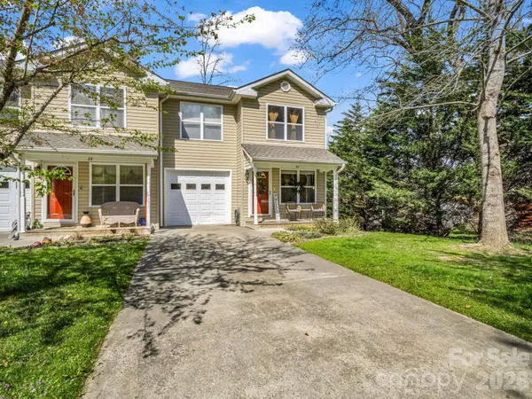 $315,000 | 22 Macks Way, Hendersonville, NC 28739