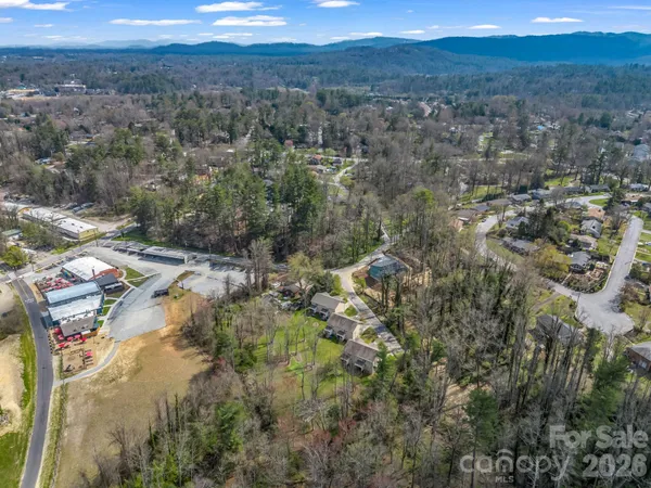 $315,000 | 22 Macks Way, Hendersonville, NC 28739