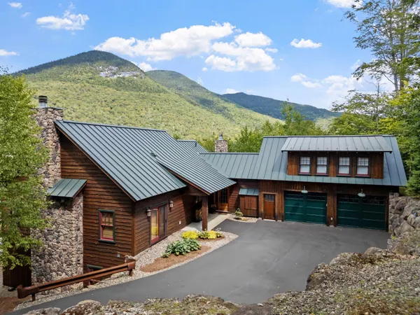 $2,300,000 | 7 Hay Hill Road, Lincoln, NH 03251