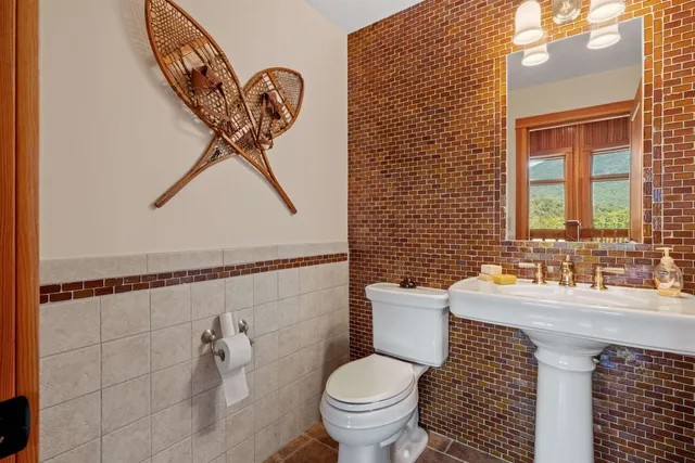 $2,300,000 | 7 Hay Hill Road, Lincoln, NH 03251