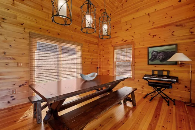 $2,300,000 | 7 Hay Hill Road, Lincoln, NH 03251