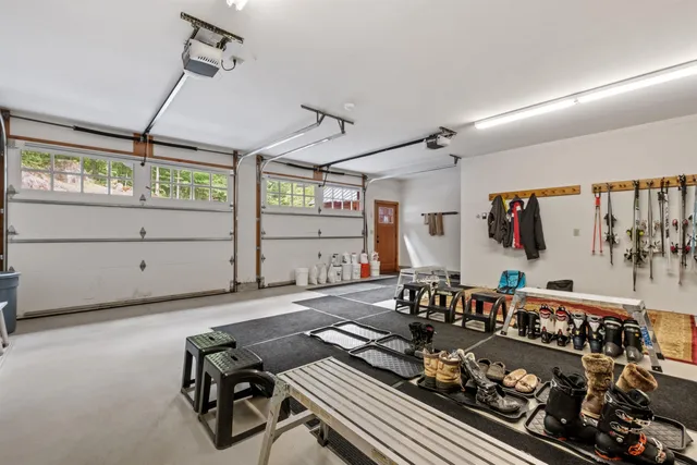 $2,300,000 | 7 Hay Hill Road, Lincoln, NH 03251