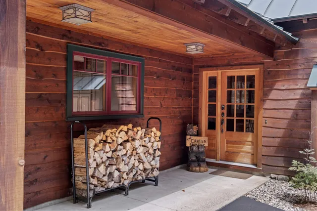 $2,300,000 | 7 Hay Hill Road, Lincoln, NH 03251