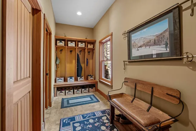 $2,300,000 | 7 Hay Hill Road, Lincoln, NH 03251