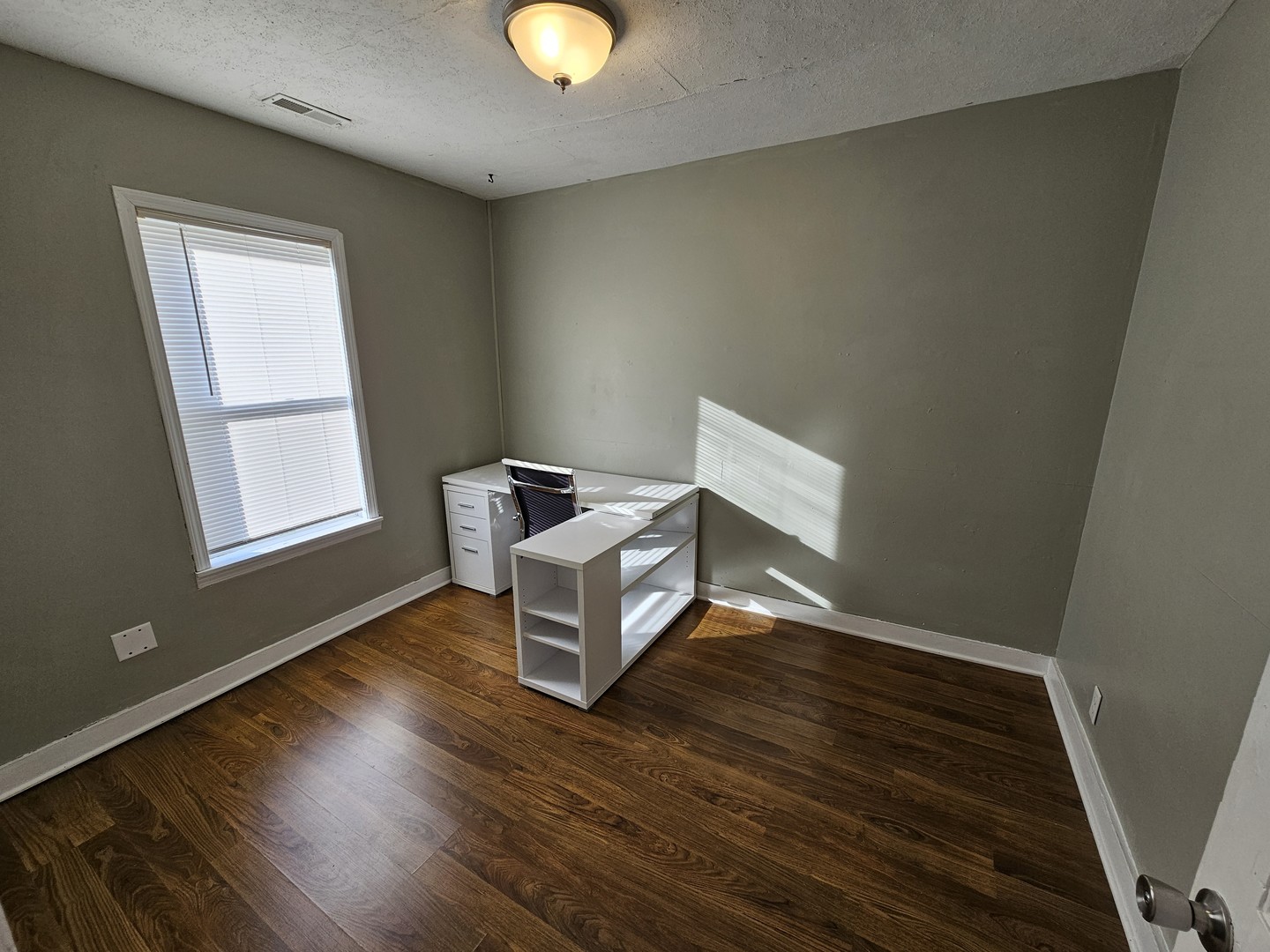 820 Airport Road Mount Vernon, IL 62864 - Photo 22 of 28 Gallery Image 22
