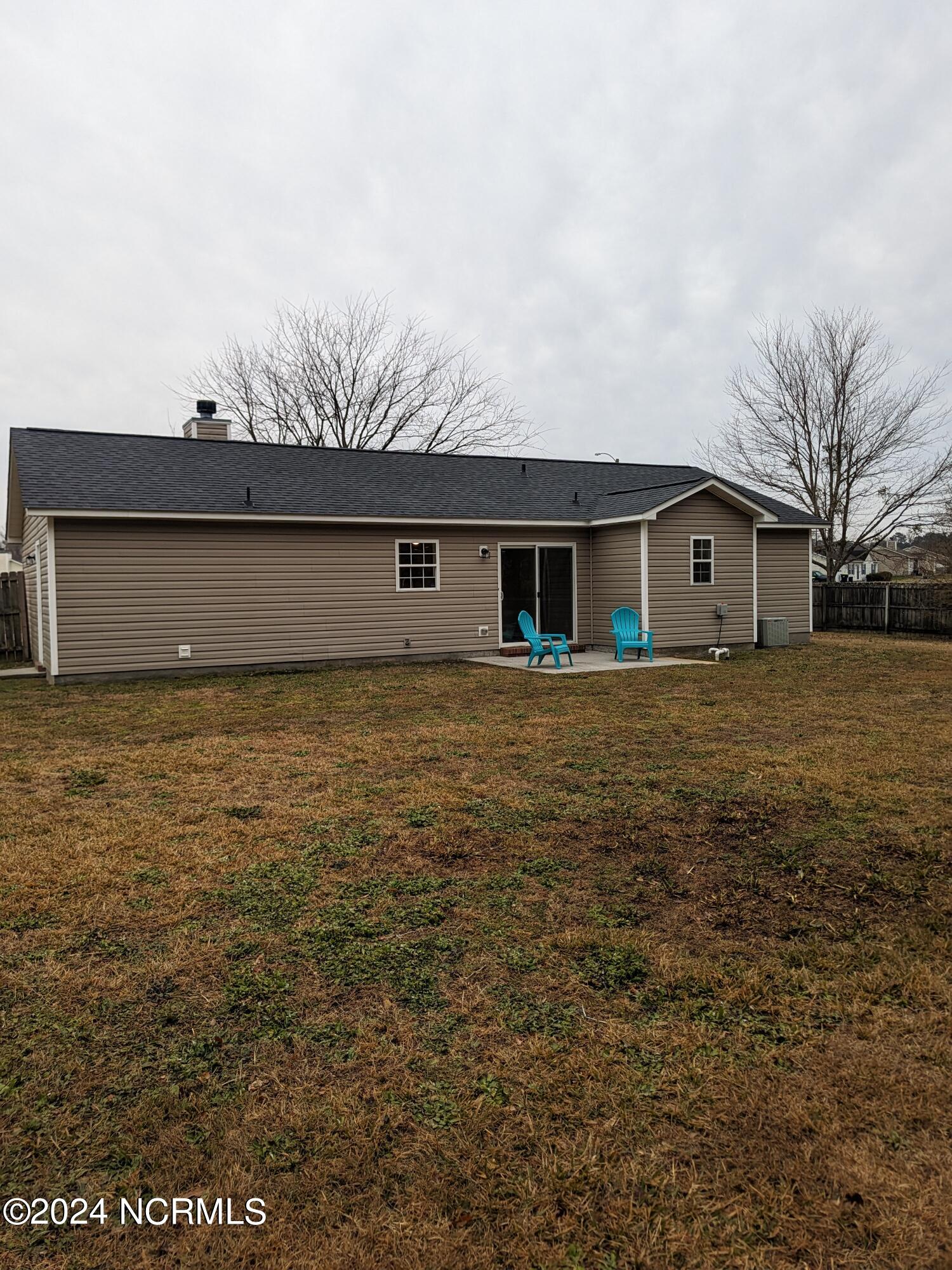 118 Wigeon Road Jacksonville, NC 28540 - Photo 18 of 22 Rear of Home