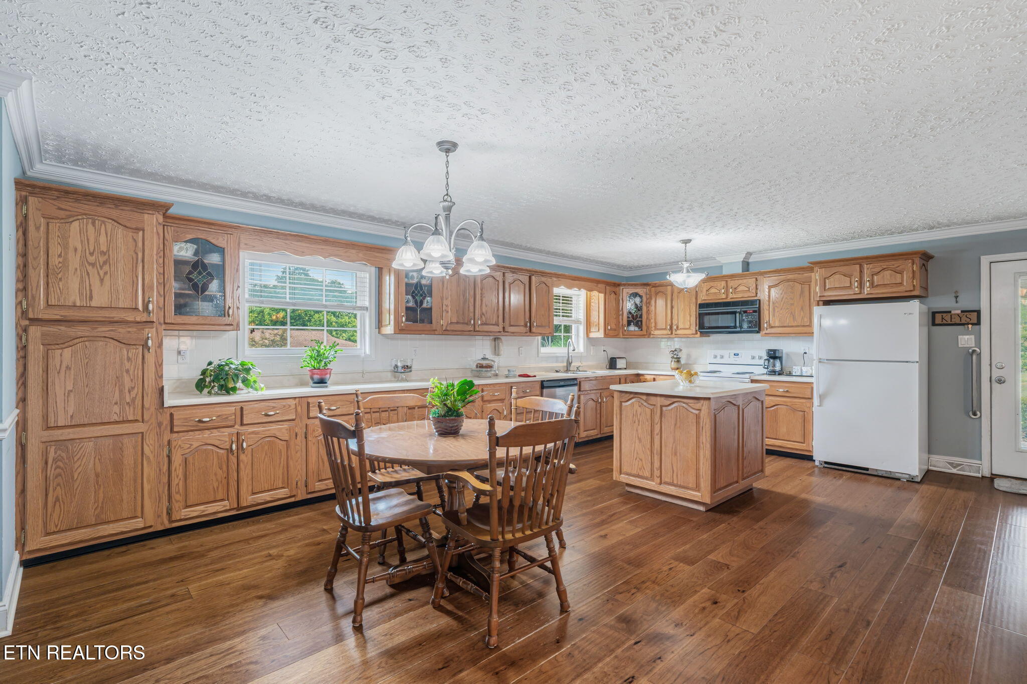 9402 Johnson Road Strawberry Plains, TN 37871 - Photo 10 of 60 11-web-or-mls-9402 Johnson Road-17