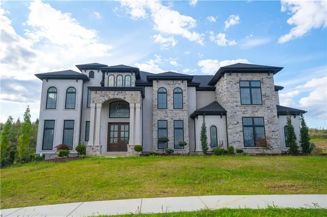 $2,900,000 | 113 Victor Street, Venetia, PA 15367