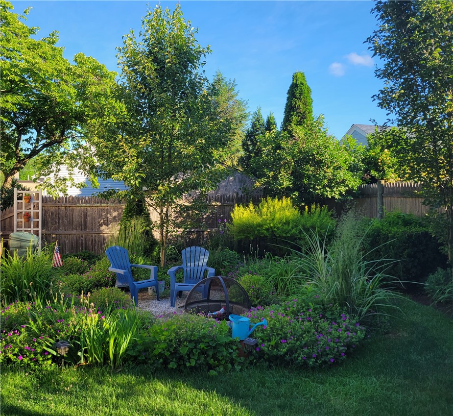 57 Delway Road Cranston, RI 02910 - Photo 23 of 36