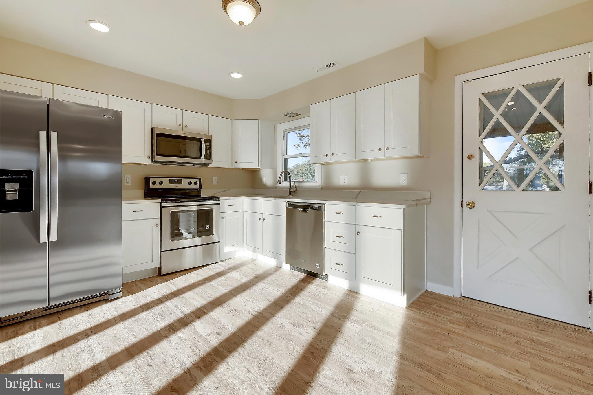 216 Cloverhill Road Pasadena, MD 21122 - Photo 14 of 35 Gallery Image 14