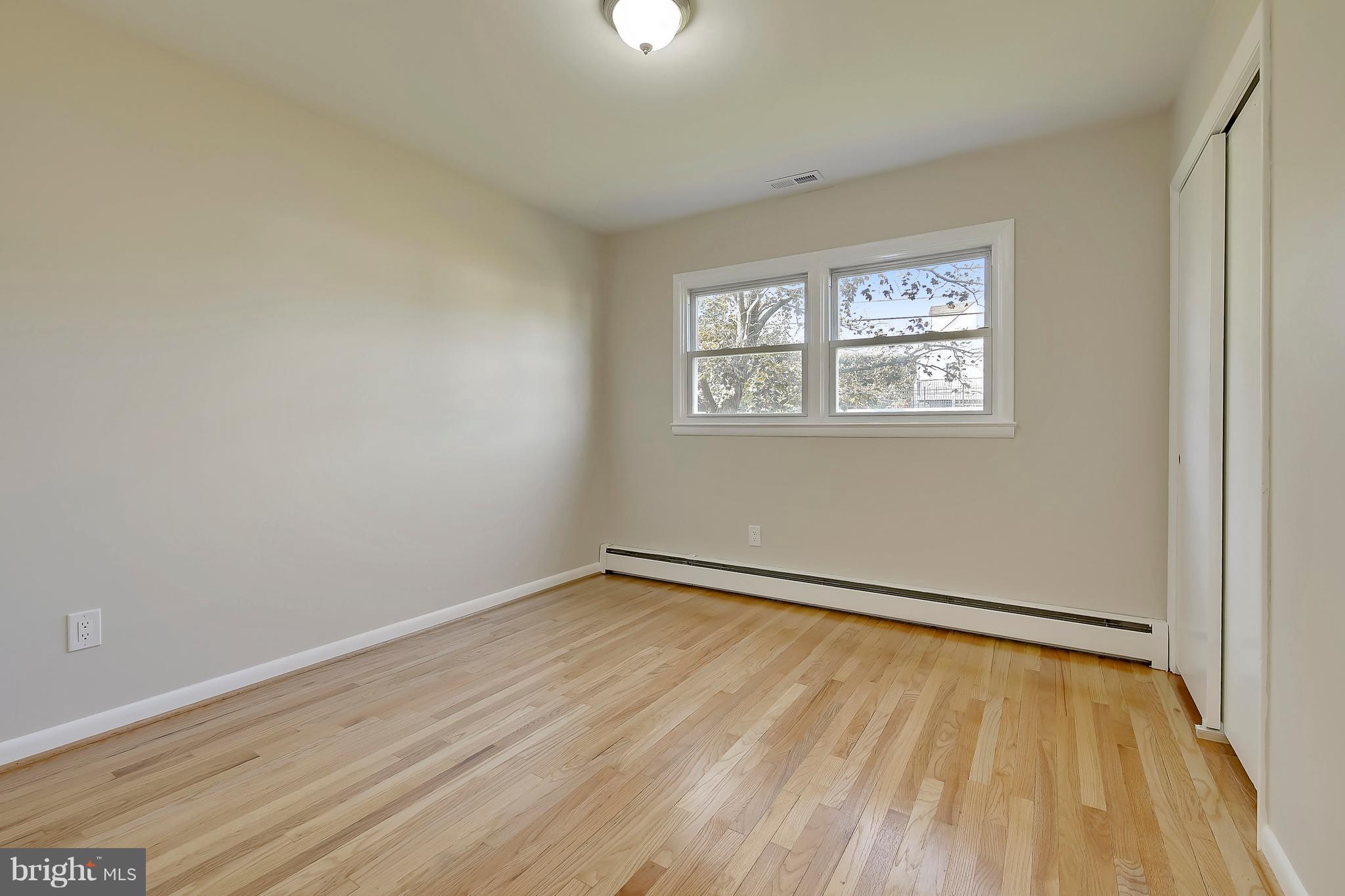 216 Cloverhill Road Pasadena, MD 21122 - Photo 16 of 35 Gallery Image 16