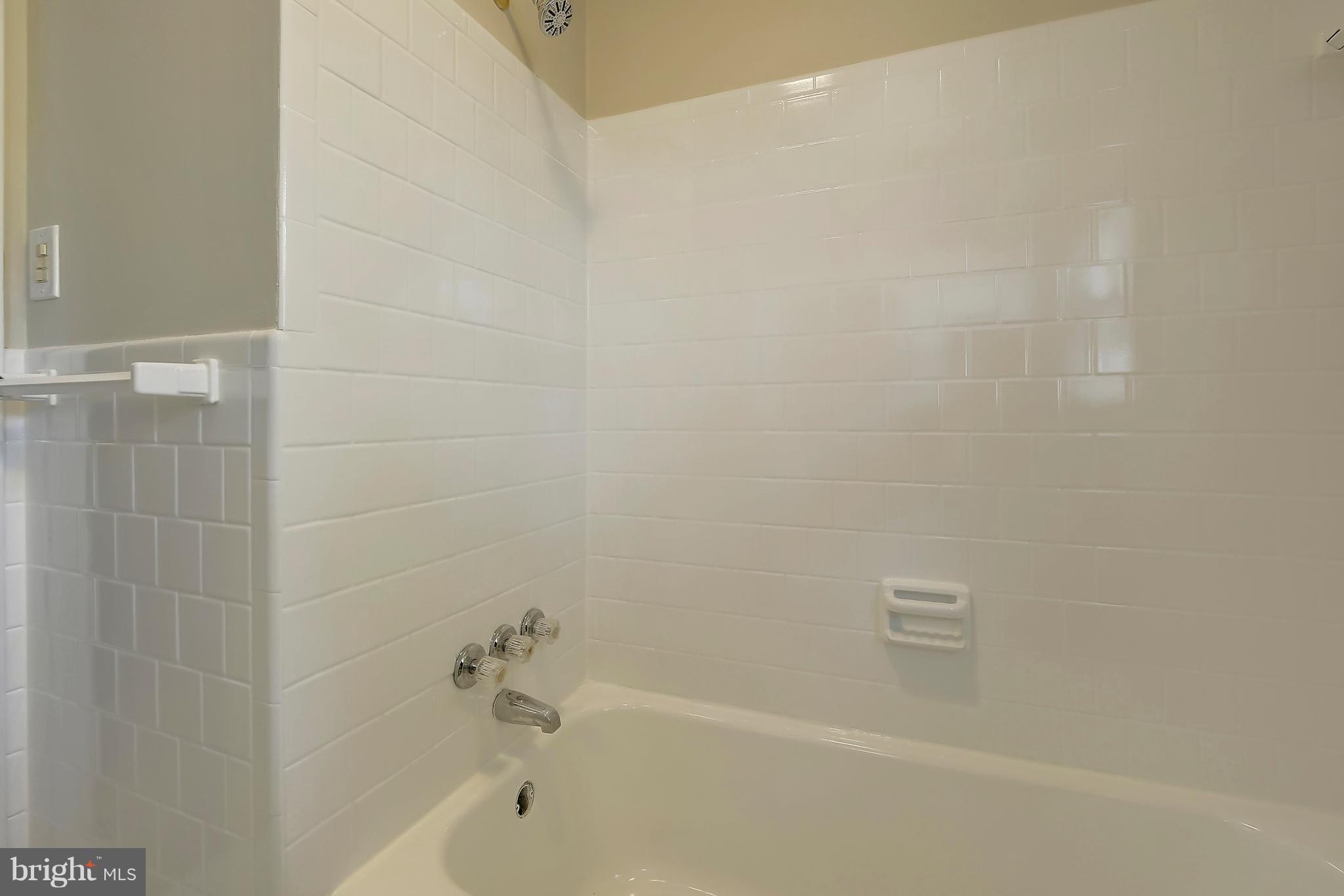 216 Cloverhill Road Pasadena, MD 21122 - Photo 21 of 35 Gallery Image 21