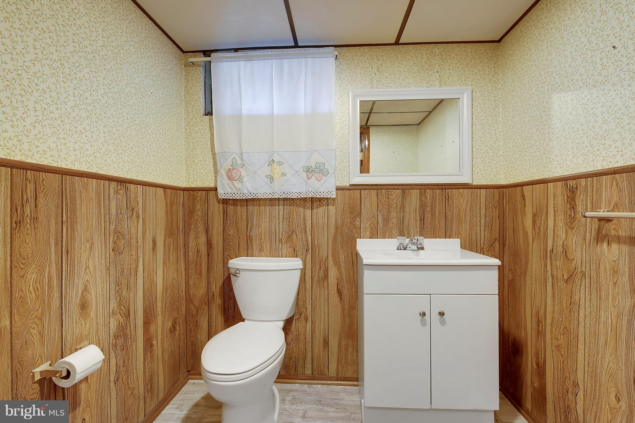 216 Cloverhill Road Pasadena, MD 21122 - Photo 26 of 35 Gallery Image 26