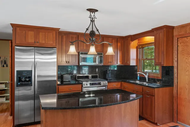 $496,900 | 391 White Horse Court, Nekoosa, WI 54457