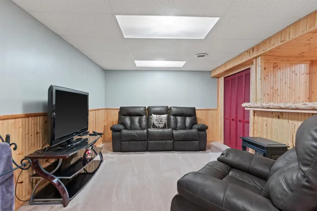 $496,900 | 391 White Horse Court, Nekoosa, WI 54457