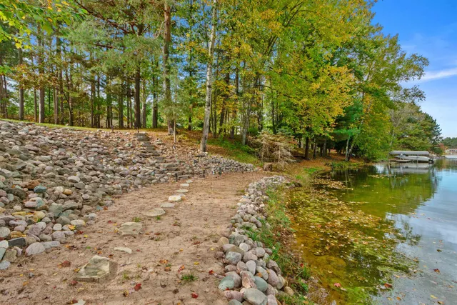 $496,900 | 391 White Horse Court, Nekoosa, WI 54457