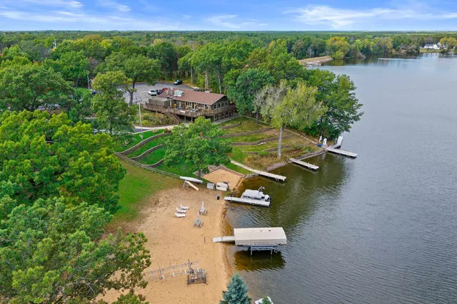 $496,900 | 391 White Horse Court, Nekoosa, WI 54457