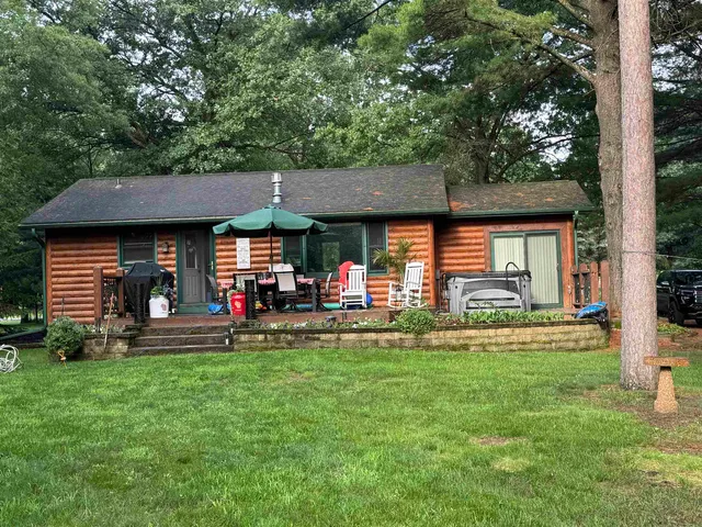 $496,900 | 391 White Horse Court, Nekoosa, WI 54457