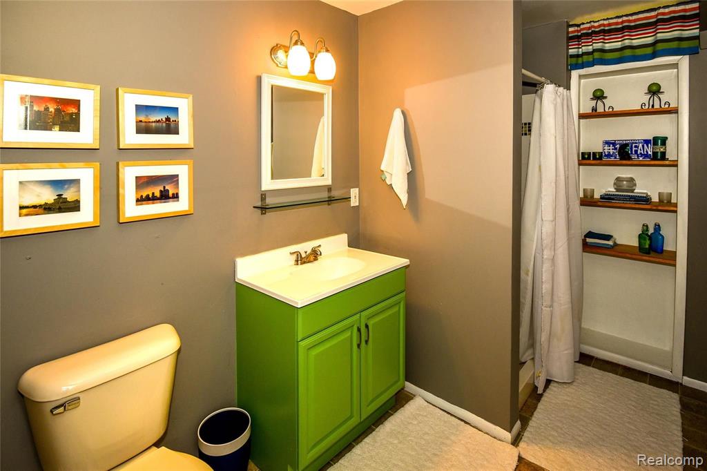 554 Curzon Road Rochester Hills, MI 48307 - Photo 33 of 35