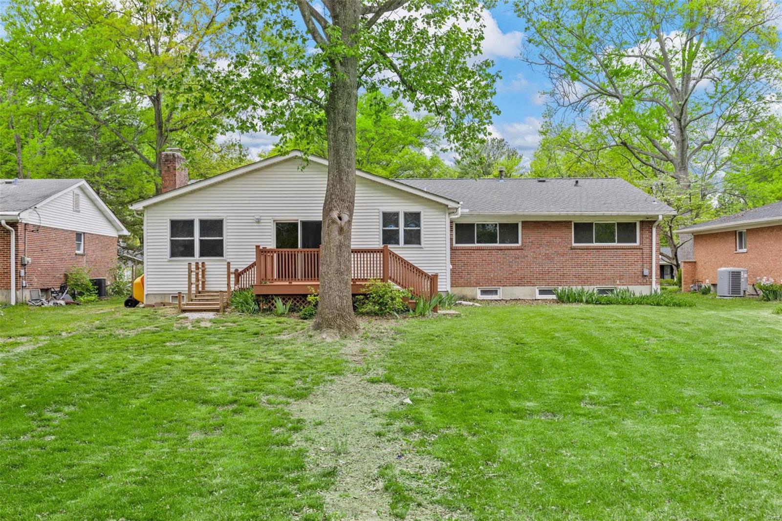1414 Ruth Drive St. Louis, MO 63122 - Photo 35 of 39 Gallery Image 35