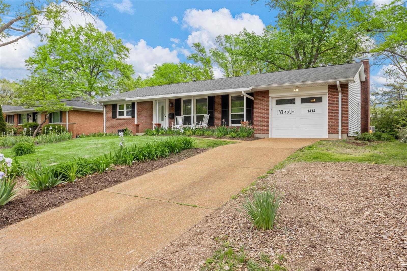 1414 Ruth Drive St. Louis, MO 63122 - Photo 4 of 39 Gallery Image 4