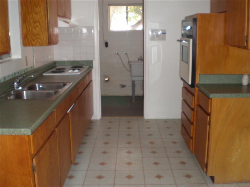 5325 East Adobe Road Mesa, AZ 85205 - Photo 5 of 9 KITCHEN