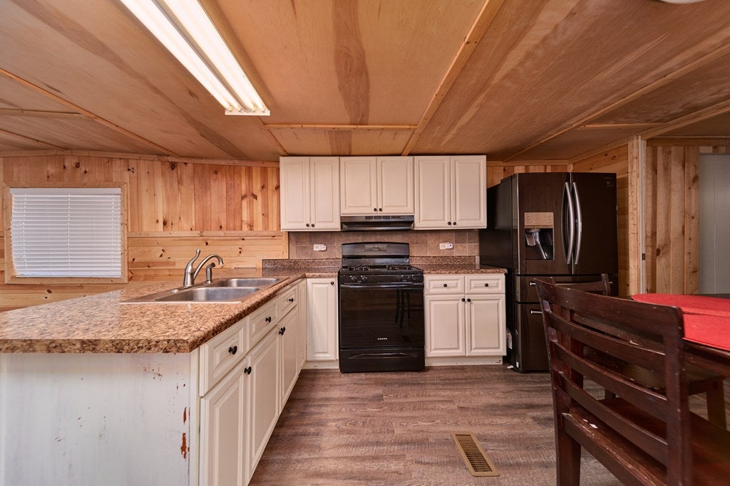 328 Moore Pond Road Quitman, GA 31643 - Photo 5 of 48 Gallery Image 5