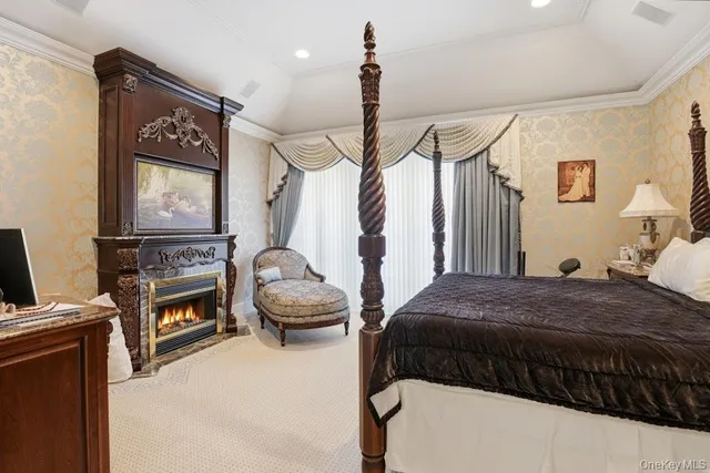 $4,400,000 | 1 Beech Tree Lane, Glen Head, NY 11545