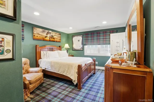 $4,400,000 | 1 Beech Tree Lane, Glen Head, NY 11545