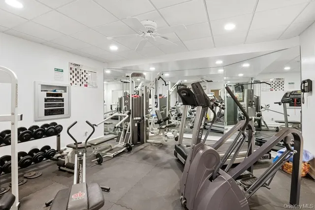 $4,400,000 | 1 Beech Tree Lane, Glen Head, NY 11545