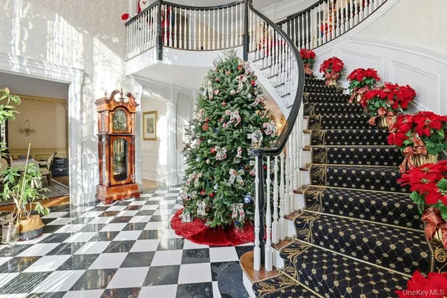 $4,400,000 | 1 Beech Tree Lane, Glen Head, NY 11545