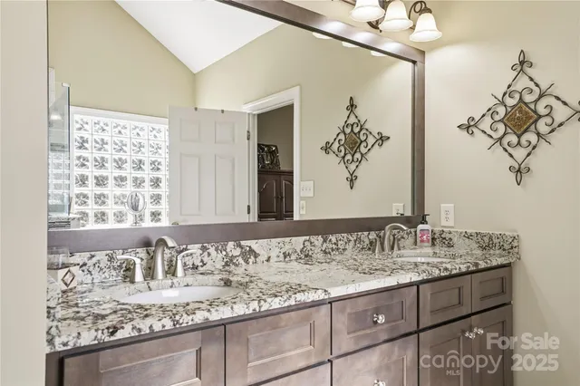 $699,900 | 506 Ballymote Court, Matthews, NC 28104