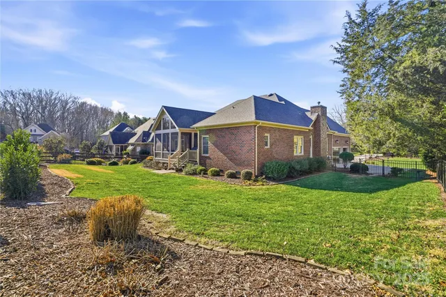 $699,900 | 506 Ballymote Court, Matthews, NC 28104