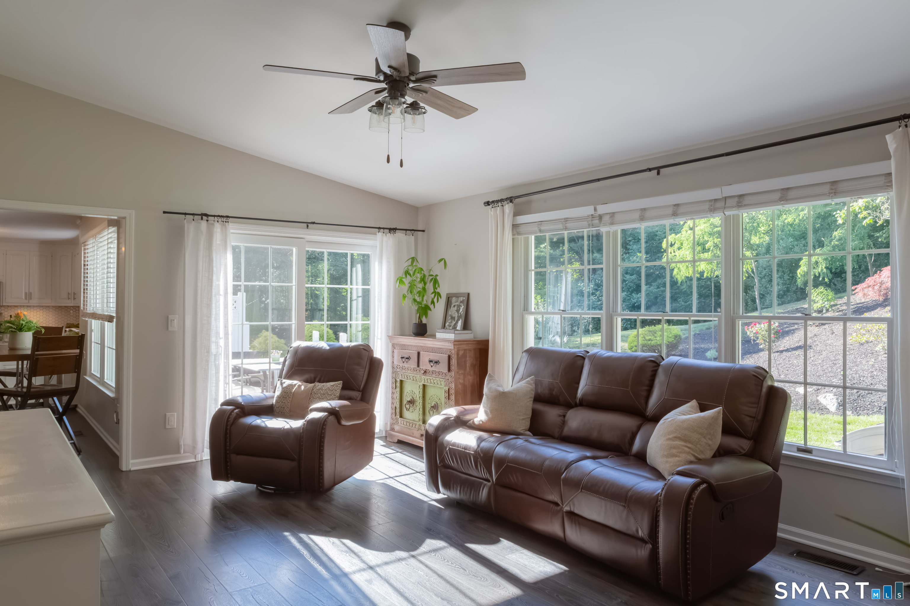 30 Crested Ridge Court Stratford, CT 06614 - Photo 19 of 38